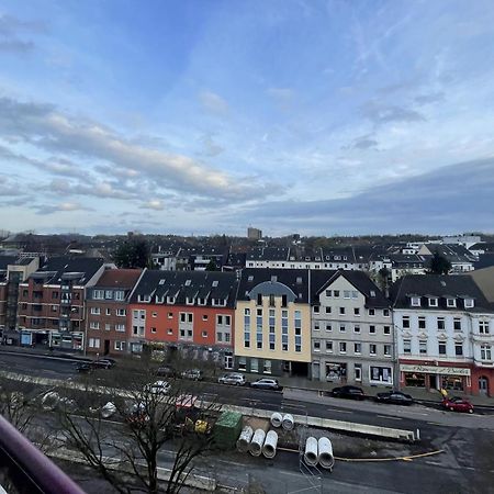 Grosse 3-Zimmer Wohnung, Zentrale Lage. Mülheim an der Ruhr Exteriör bild