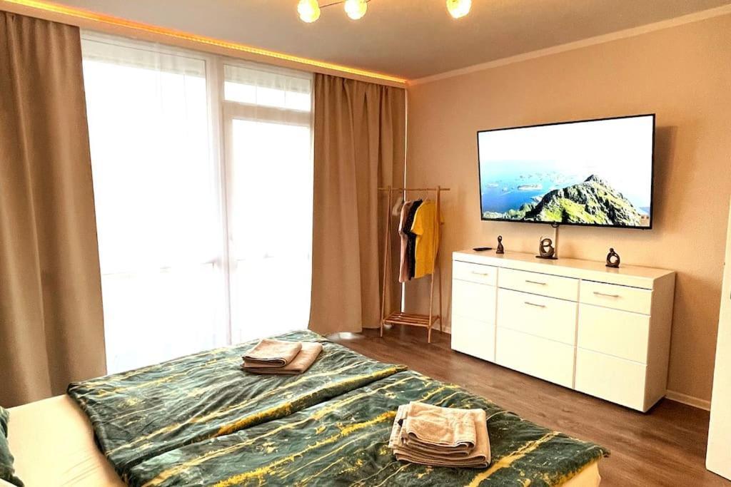 Grosse 3-Zimmer Wohnung, Zentrale Lage. Mülheim an der Ruhr Exteriör bild