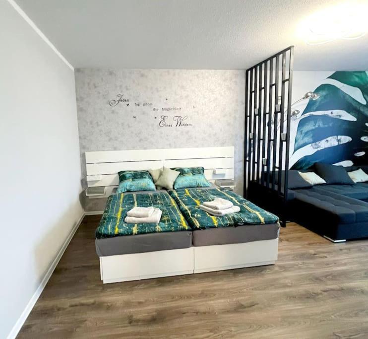 Grosse 3-Zimmer Wohnung, Zentrale Lage. Mülheim an der Ruhr Exteriör bild