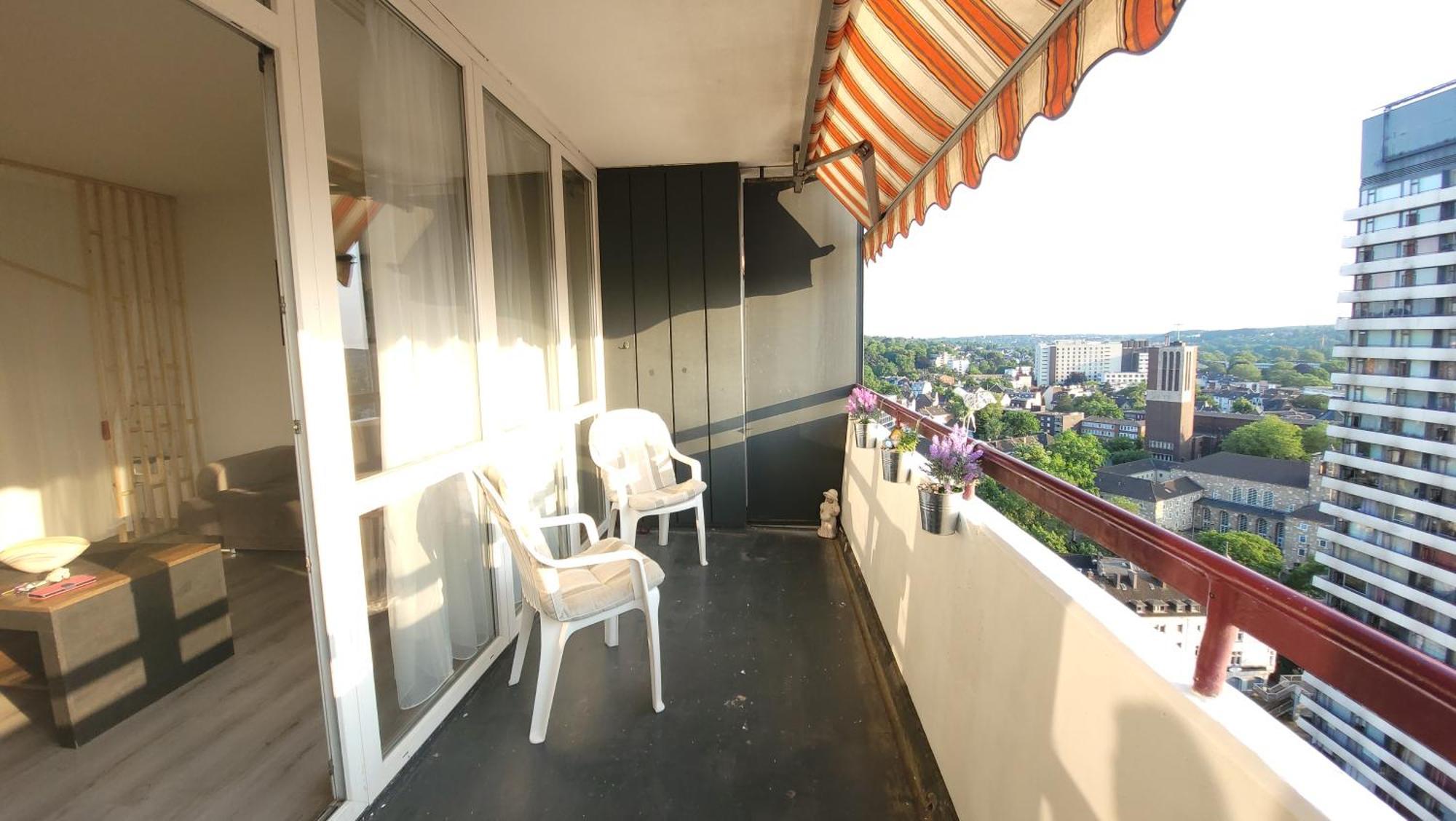 Grosse 3-Zimmer Wohnung, Zentrale Lage. Mülheim an der Ruhr Exteriör bild
