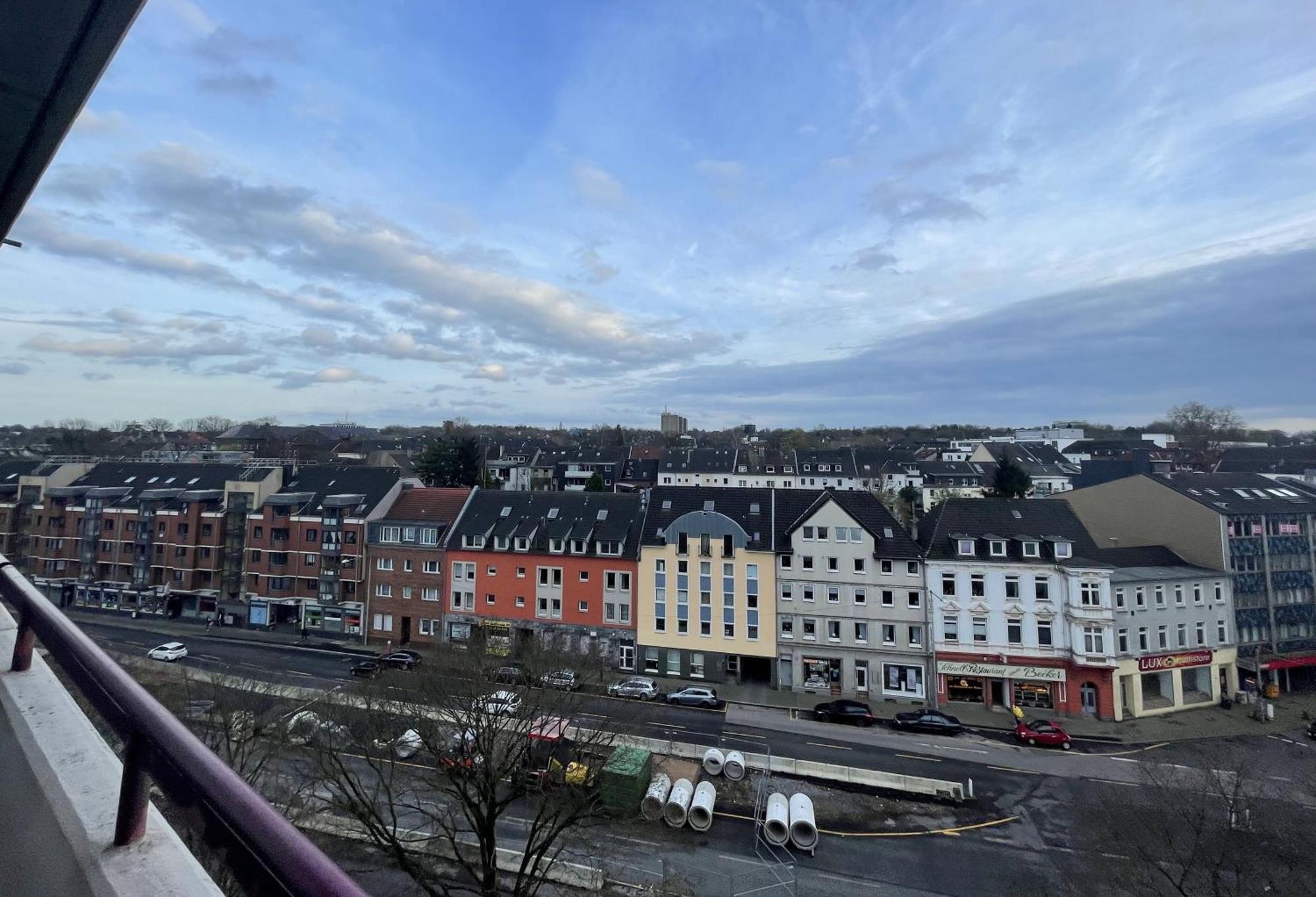 Grosse 3-Zimmer Wohnung, Zentrale Lage. Mülheim an der Ruhr Exteriör bild