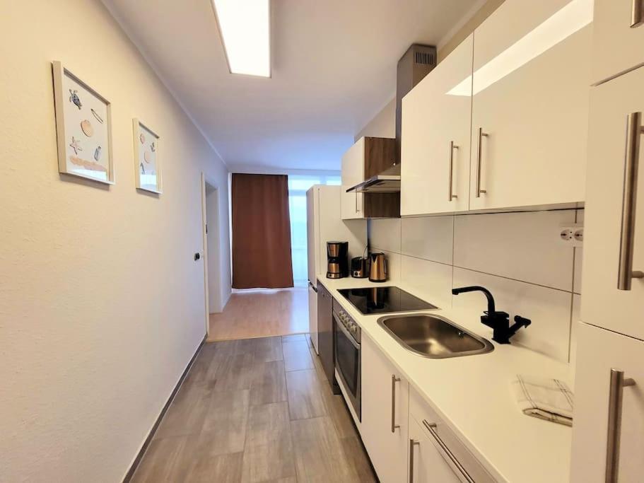 Grosse 3-Zimmer Wohnung, Zentrale Lage. Mülheim an der Ruhr Exteriör bild