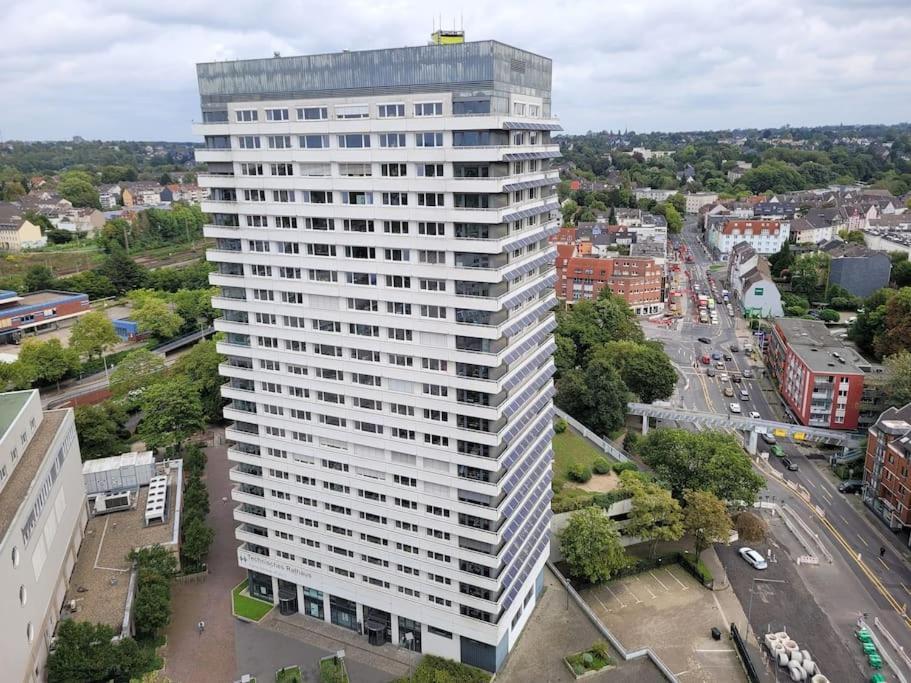 Grosse 3-Zimmer Wohnung, Zentrale Lage. Mülheim an der Ruhr Exteriör bild